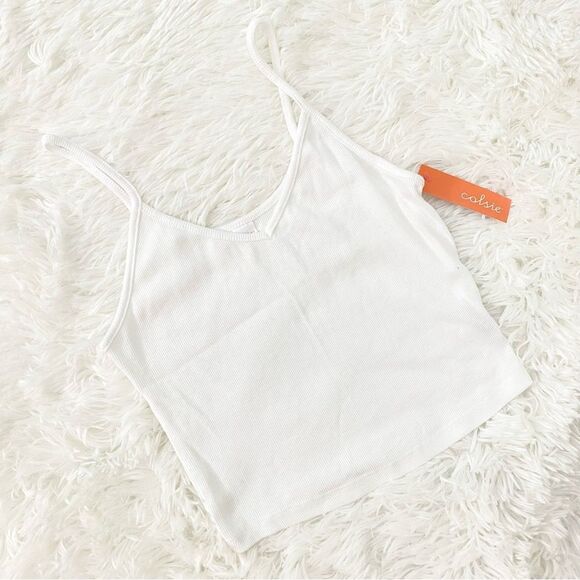 Colsie White Top - Picture 1 of 2